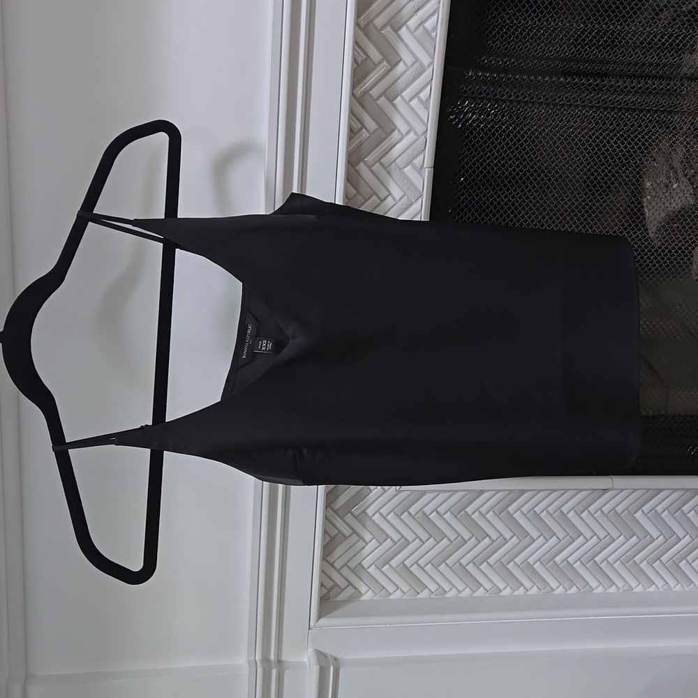 Banana republic PXXS black satiny camisole